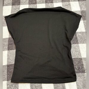 SHEIN Women's Casual Tight Short T-Shirt With Round Neckline And Open Back